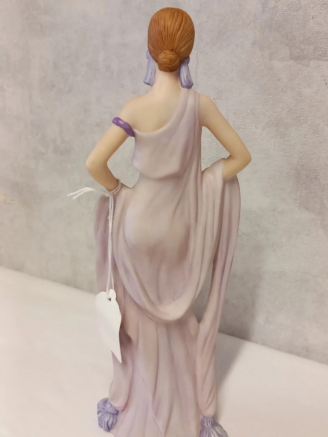 Vintage Josef Originals "Rebecca" Biblosu (La Belle Nouveau, 358/5000) — yakın plan 7